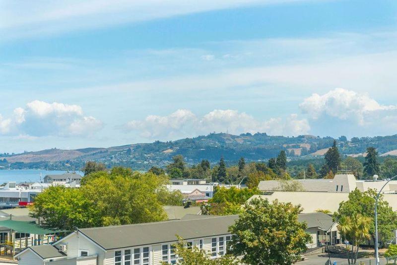 Lakeview Luxury - Taupo Holiday Apartment Eksteriør bilde